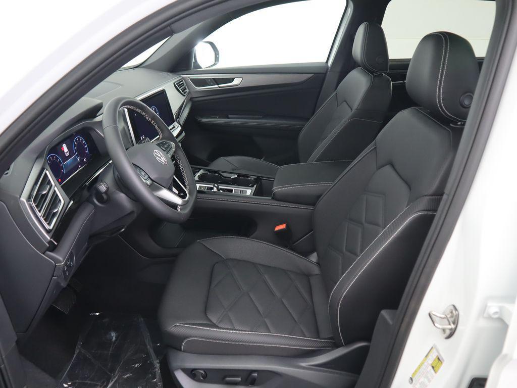 new 2026 Volkswagen Atlas Cross Sport car, priced at $45,617