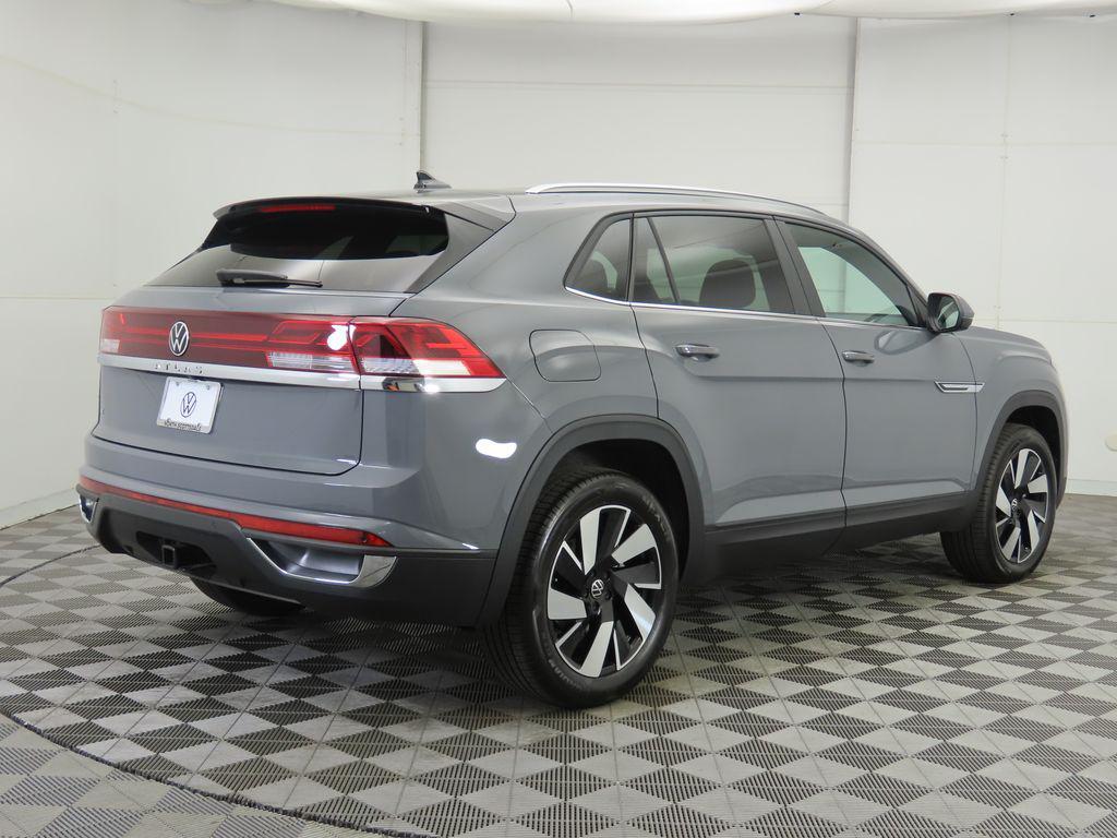 new 2026 Volkswagen Atlas Cross Sport car, priced at $45,617