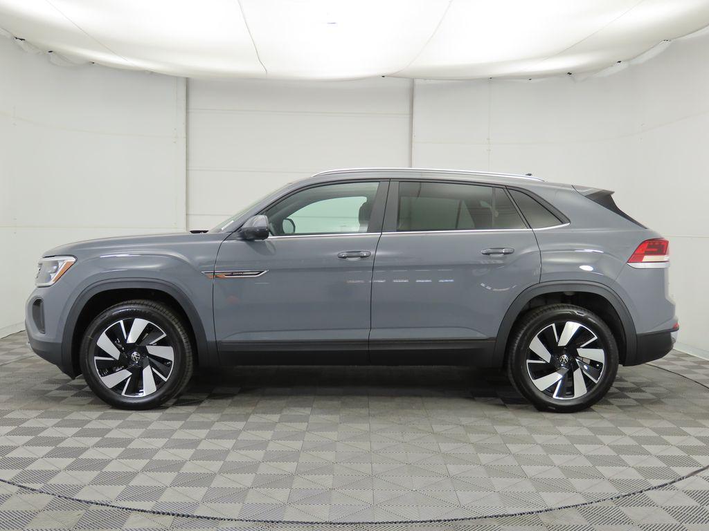 new 2026 Volkswagen Atlas Cross Sport car, priced at $45,617
