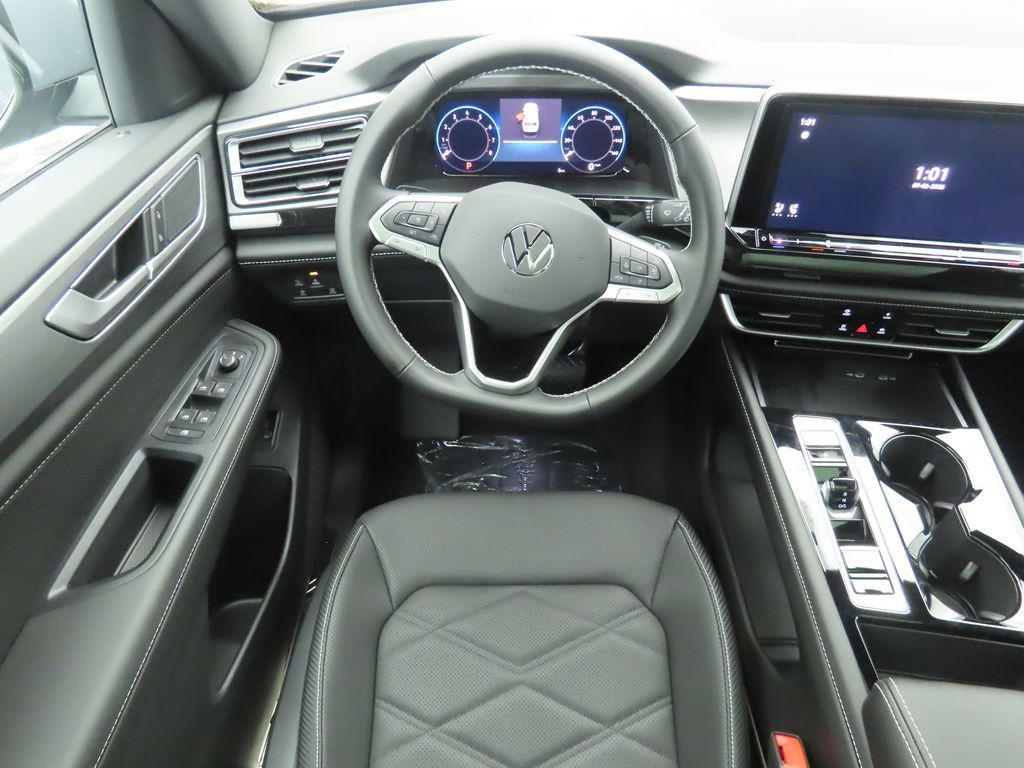 new 2026 Volkswagen Atlas Cross Sport car, priced at $45,617