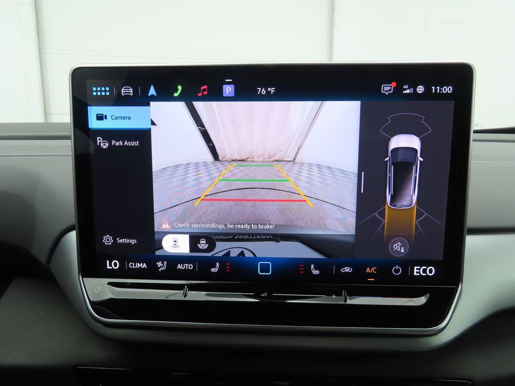 new 2025 Volkswagen ID.4 car, priced at $47,271