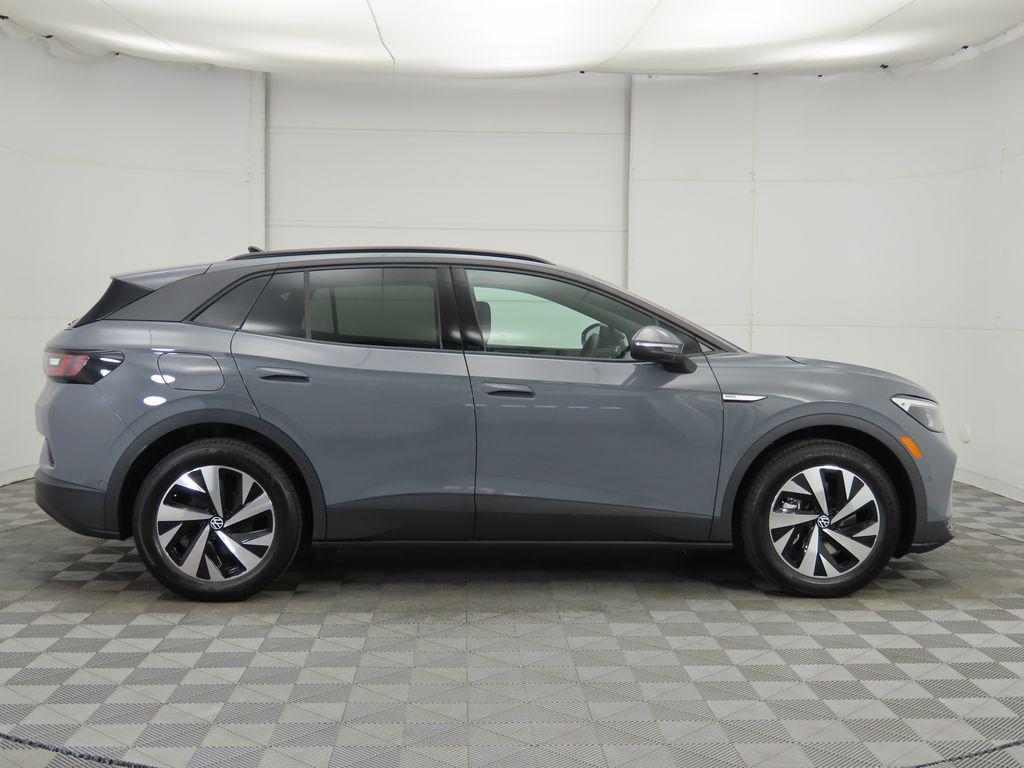 new 2025 Volkswagen ID.4 car, priced at $47,271