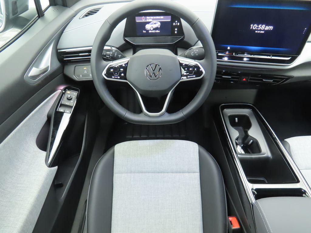 new 2025 Volkswagen ID.4 car, priced at $47,271