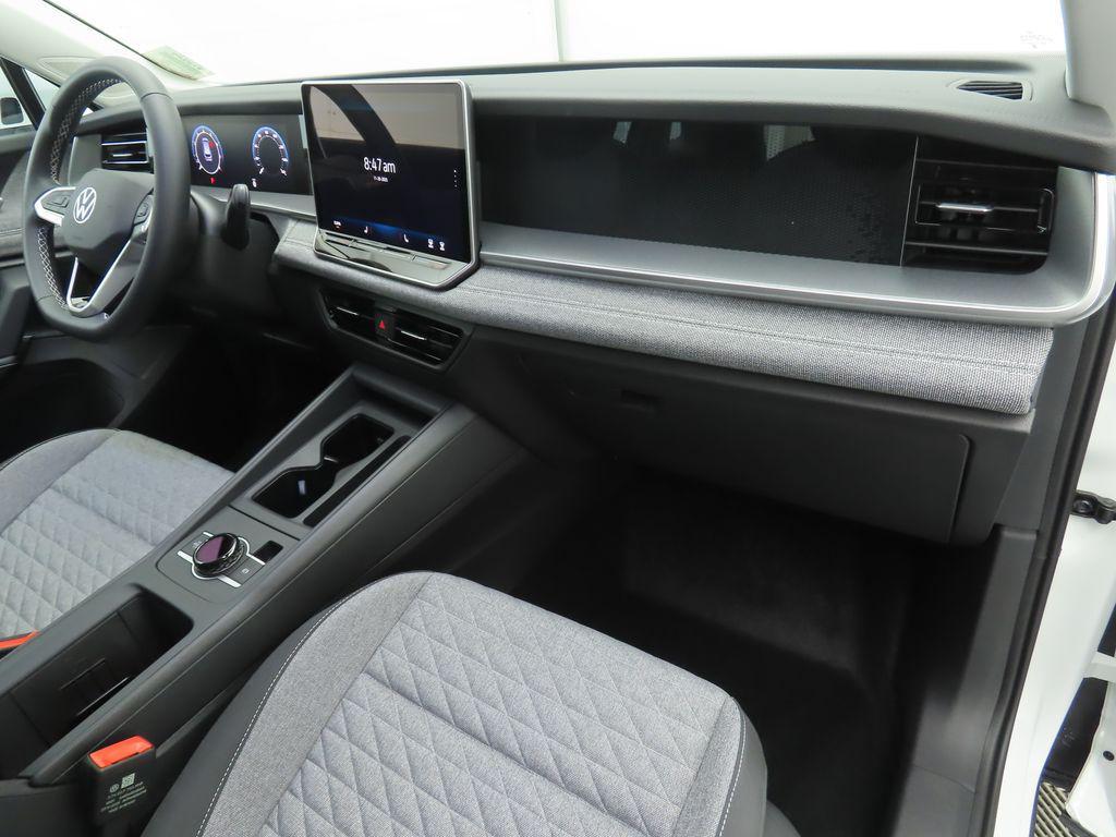 new 2026 Volkswagen Tiguan car, priced at $33,292