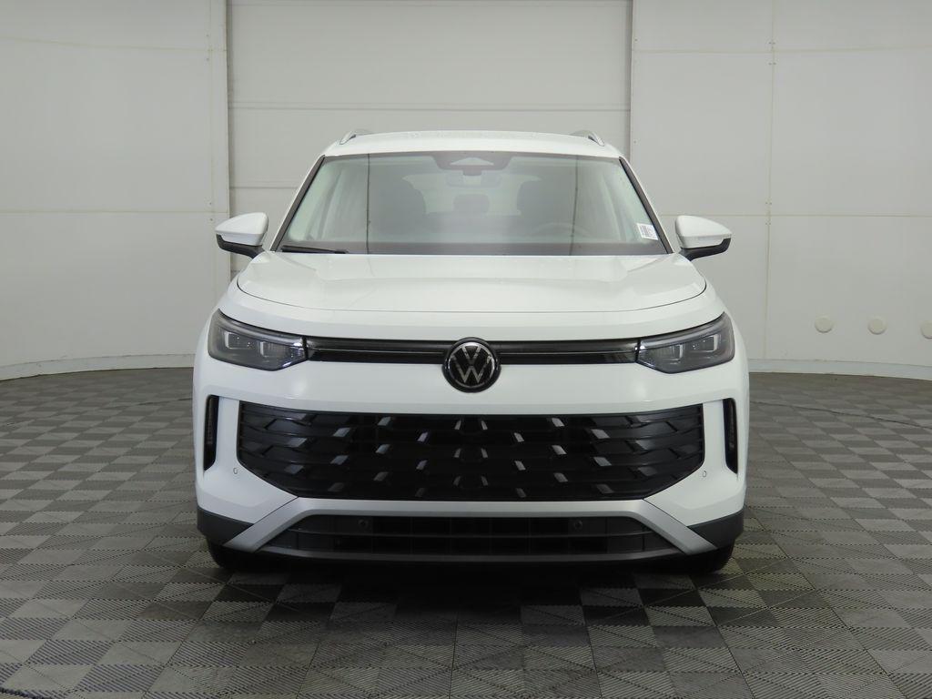 new 2026 Volkswagen Tiguan car, priced at $33,292