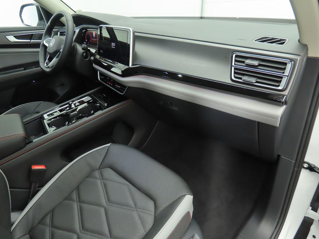 new 2026 Volkswagen Atlas car, priced at $50,108