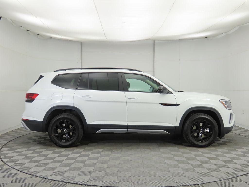 new 2026 Volkswagen Atlas car, priced at $50,108