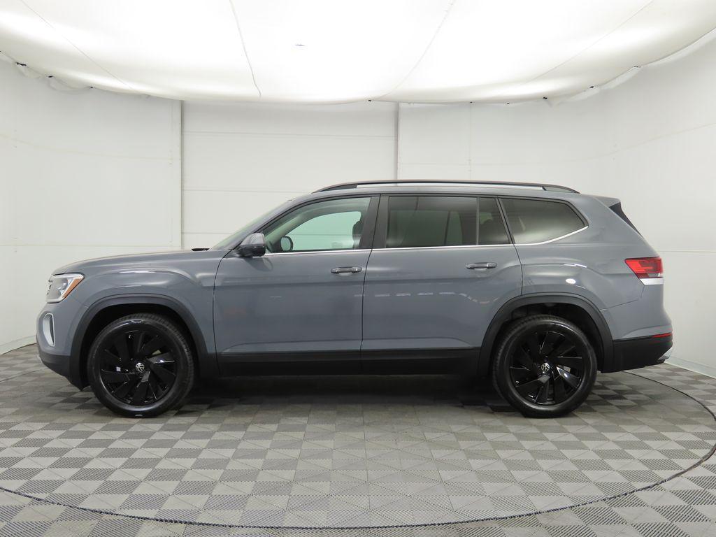 new 2026 Volkswagen Atlas car, priced at $47,729