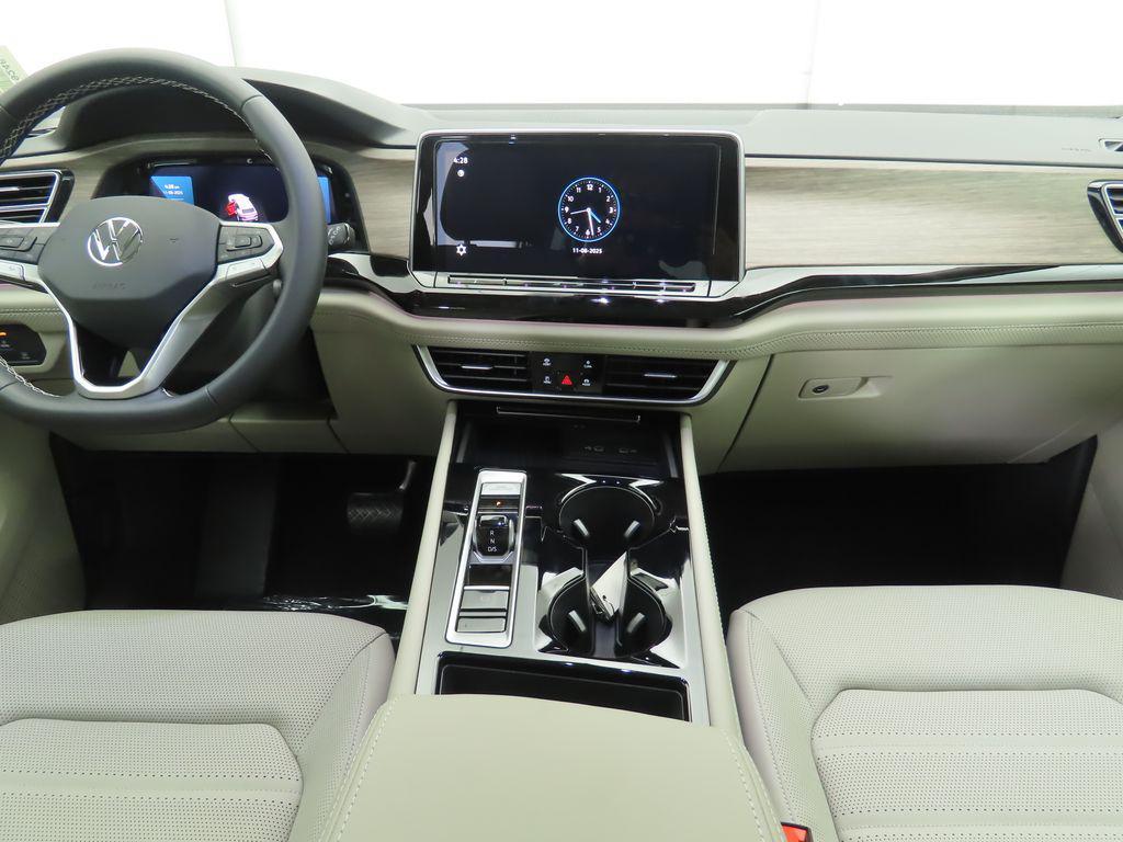 new 2026 Volkswagen Atlas car, priced at $53,619