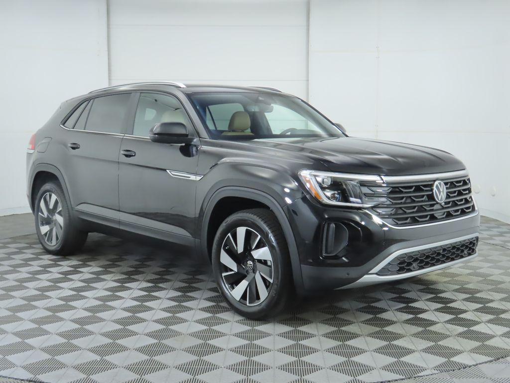 new 2026 Volkswagen Atlas Cross Sport car, priced at $47,896