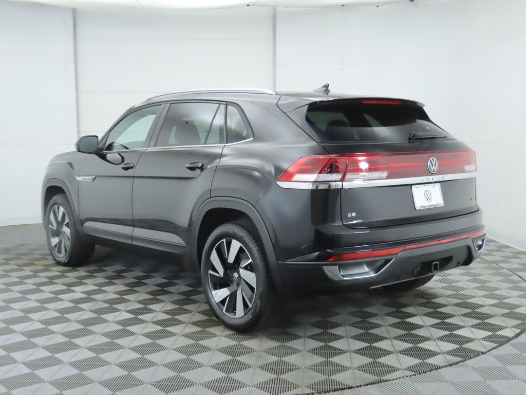 new 2026 Volkswagen Atlas Cross Sport car, priced at $47,896