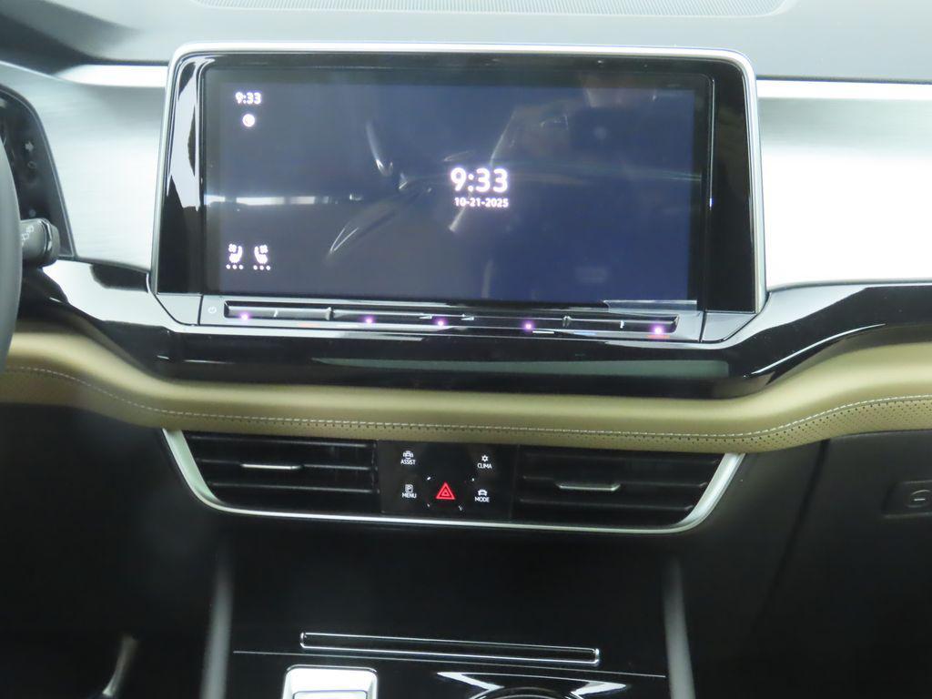 new 2026 Volkswagen Atlas Cross Sport car, priced at $47,896