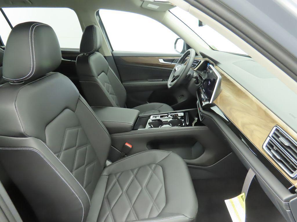 new 2026 Volkswagen Atlas car, priced at $47,435