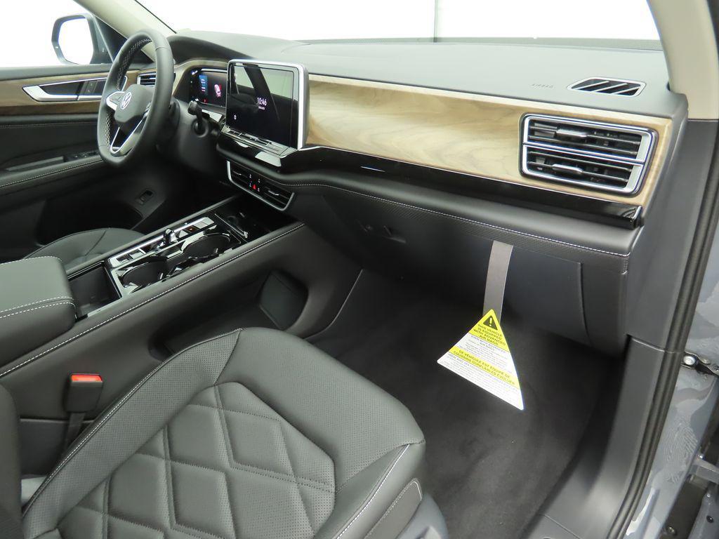 new 2026 Volkswagen Atlas car, priced at $47,435