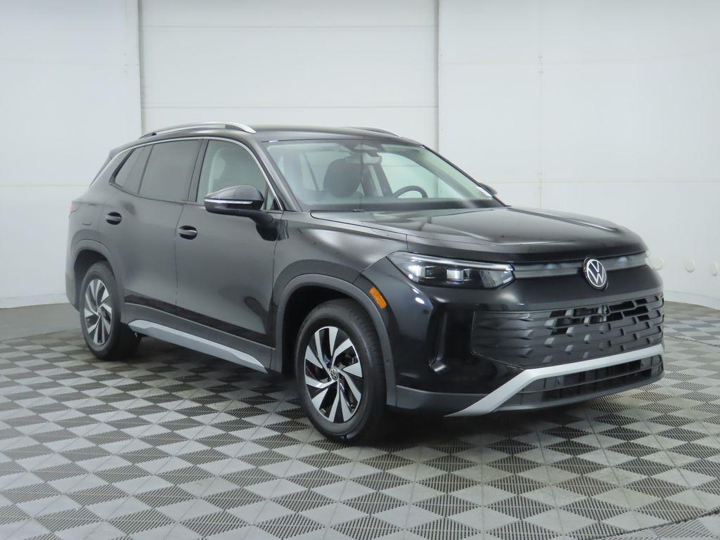 new 2025 Volkswagen Tiguan car, priced at $30,771