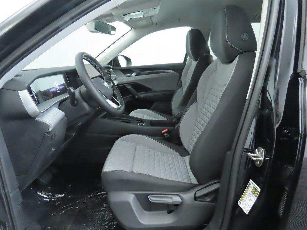 new 2025 Volkswagen Tiguan car, priced at $30,771