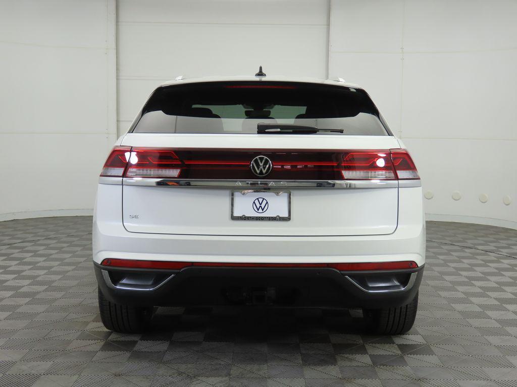 new 2026 Volkswagen Atlas Cross Sport car, priced at $44,417