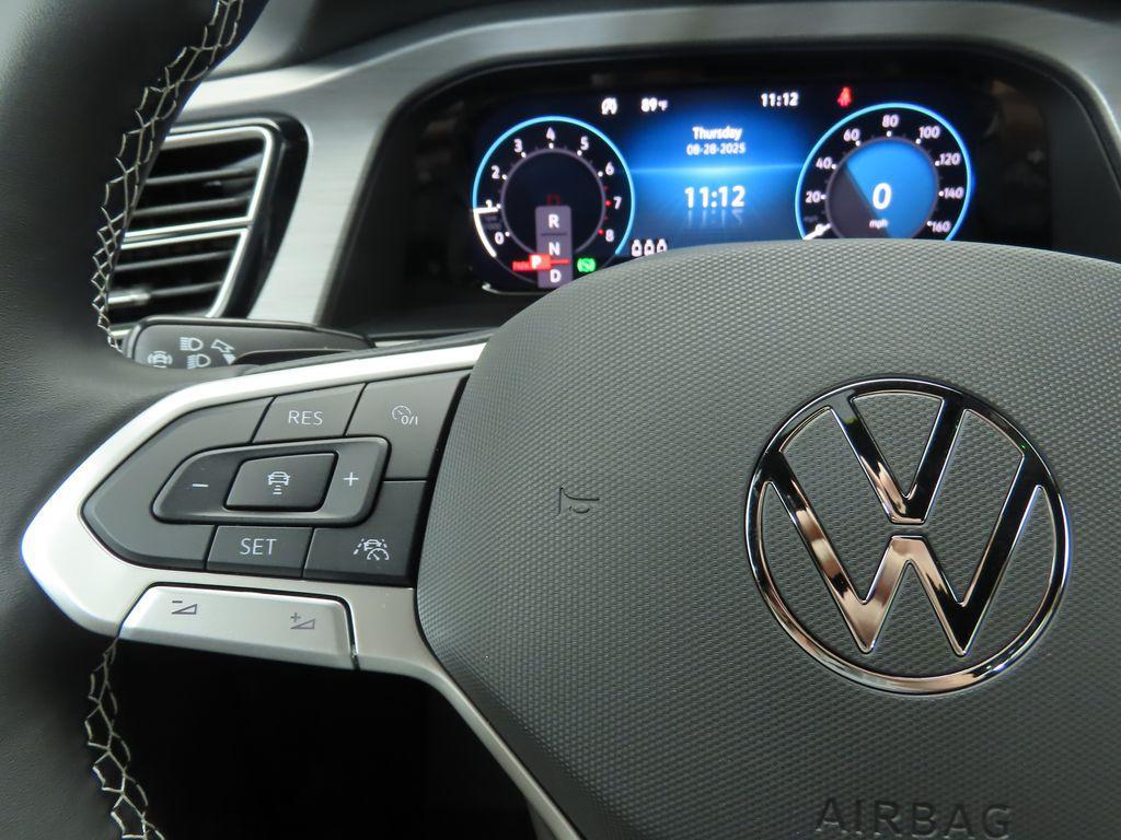 new 2026 Volkswagen Atlas Cross Sport car, priced at $44,417