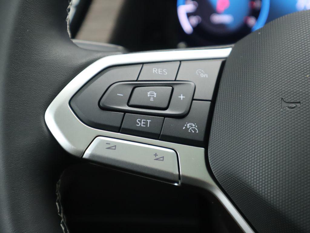 new 2026 Volkswagen Atlas car, priced at $51,444