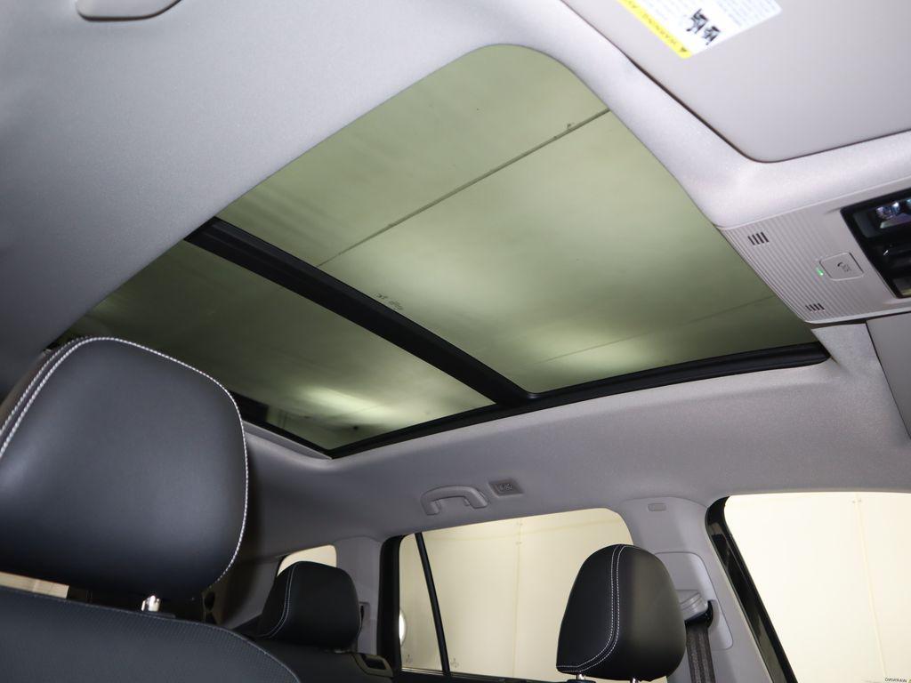 new 2026 Volkswagen Atlas car, priced at $51,444