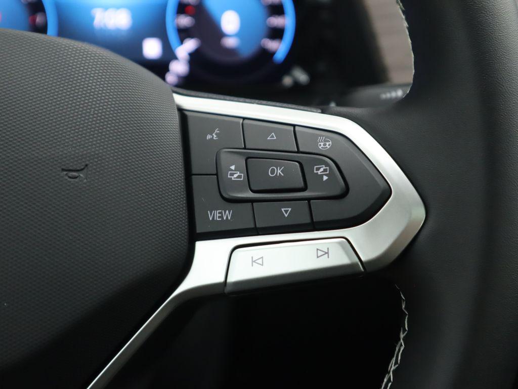 new 2026 Volkswagen Atlas car, priced at $51,444