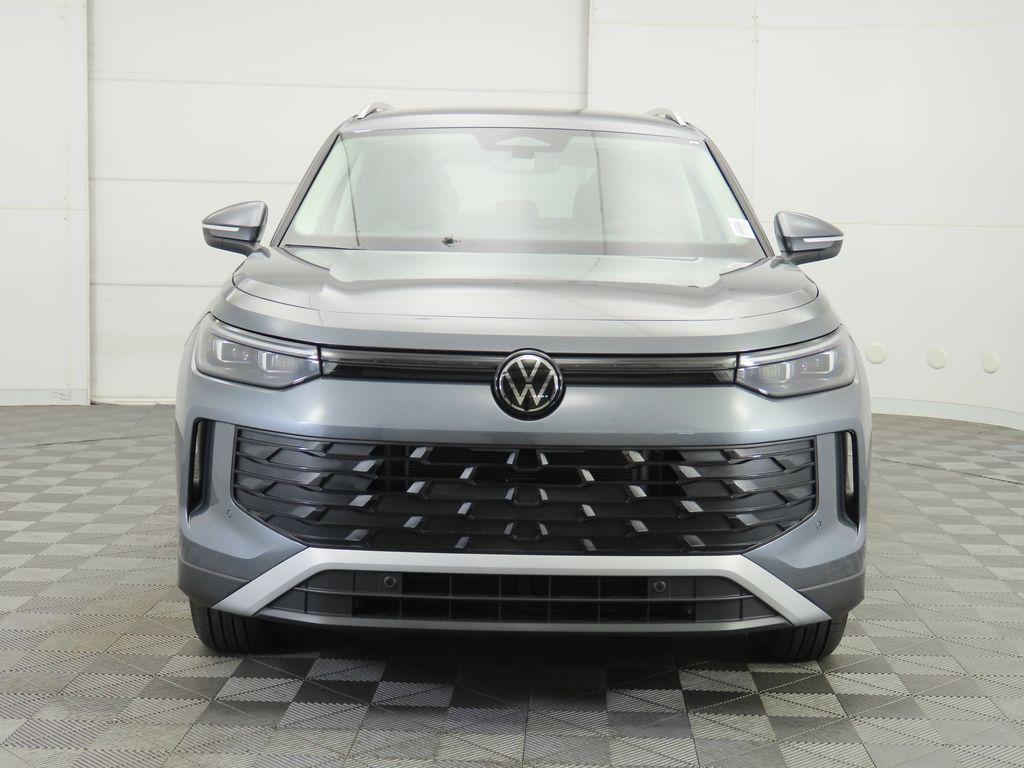new 2025 Volkswagen Tiguan car, priced at $32,871