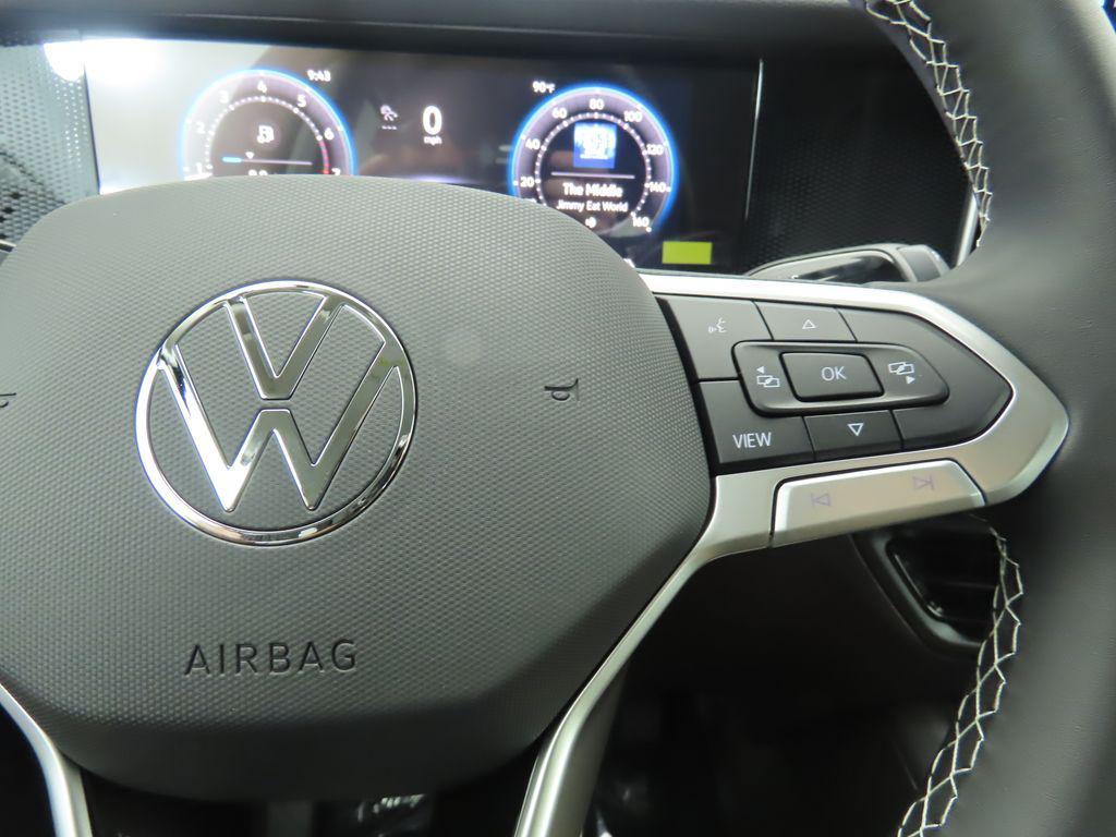 new 2025 Volkswagen Tiguan car, priced at $32,871