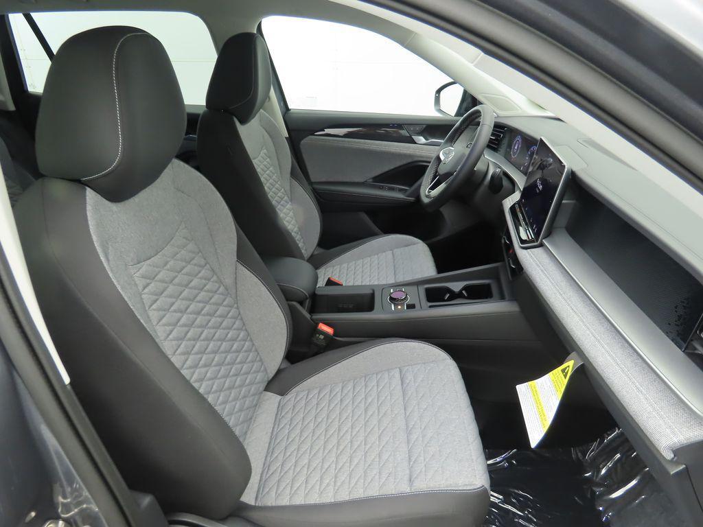 new 2025 Volkswagen Tiguan car, priced at $32,871