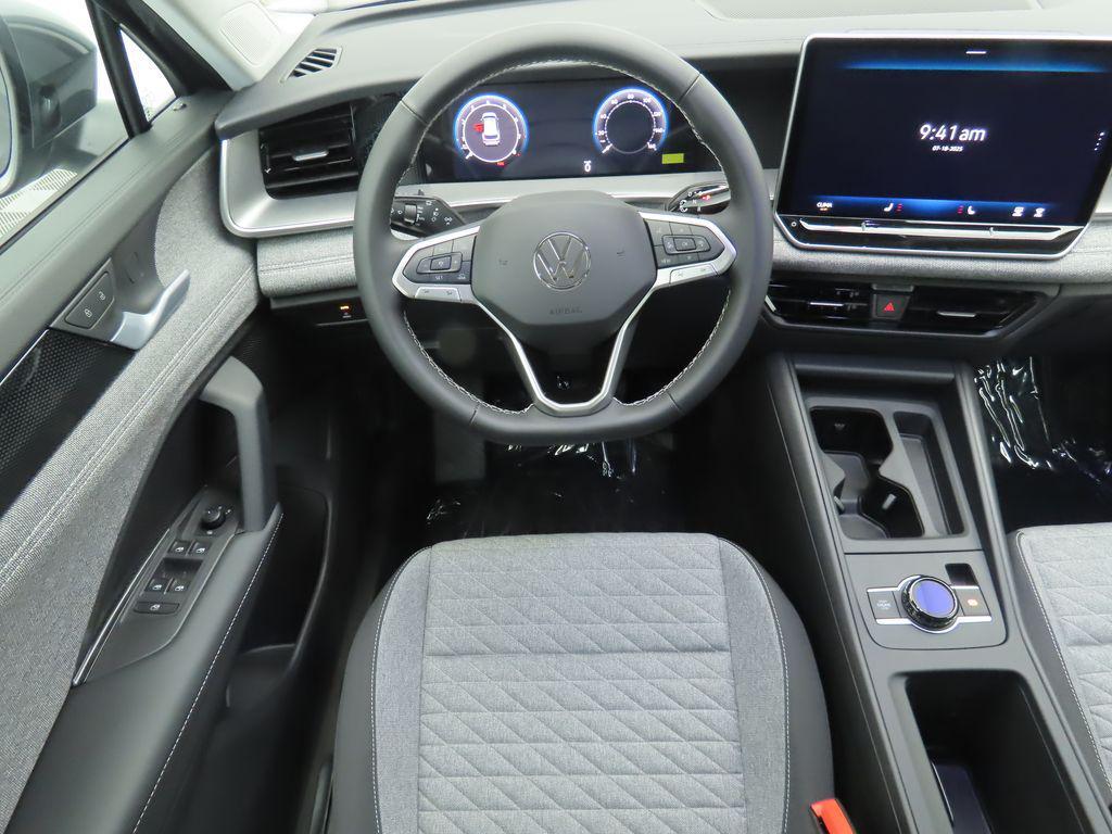 new 2025 Volkswagen Tiguan car, priced at $32,871