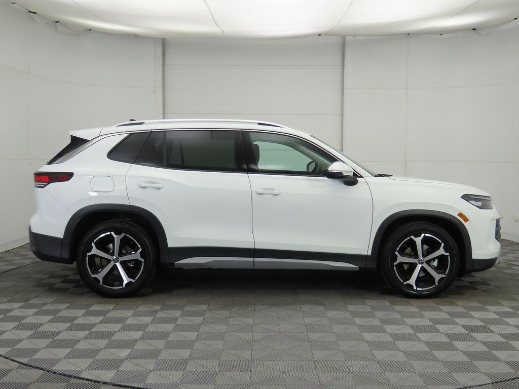 new 2026 Volkswagen Tiguan car, priced at $35,792