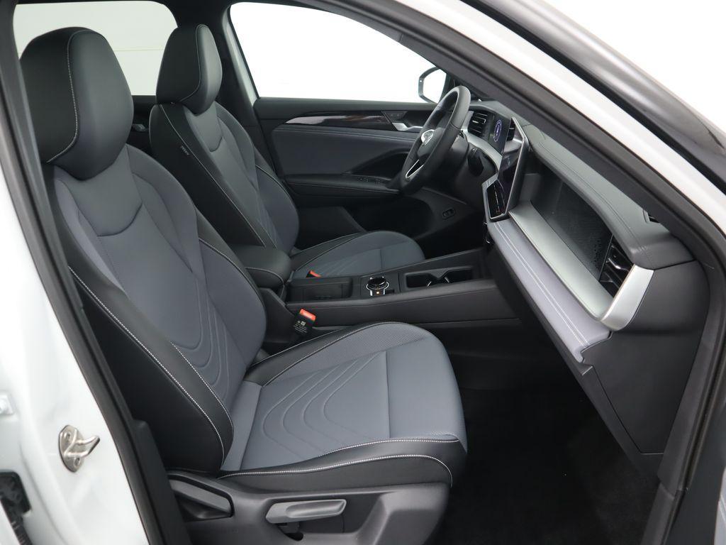 new 2026 Volkswagen Tiguan car, priced at $40,457