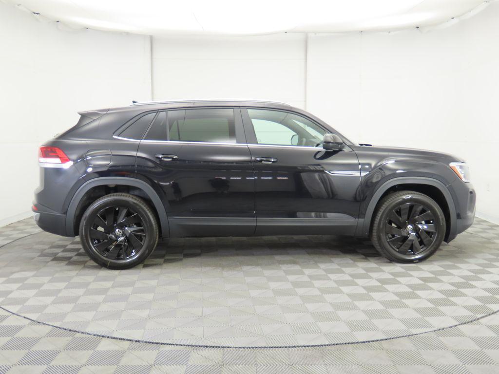 new 2026 Volkswagen Atlas Cross Sport car, priced at $46,560