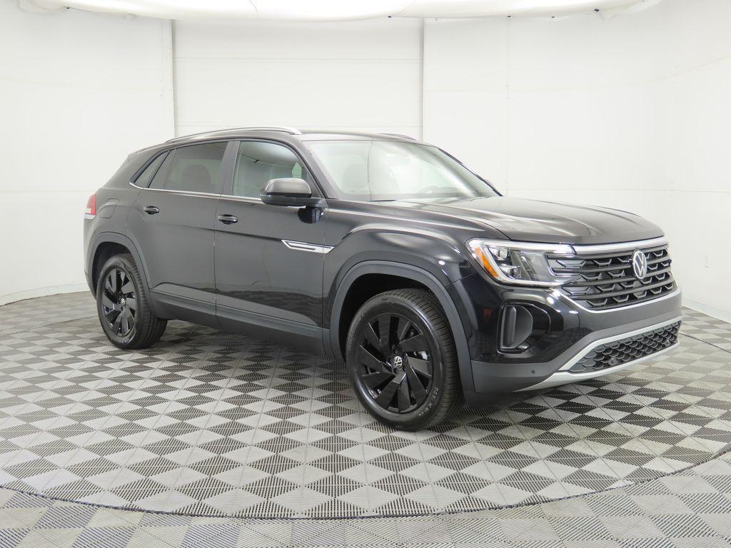 new 2026 Volkswagen Atlas Cross Sport car, priced at $46,560