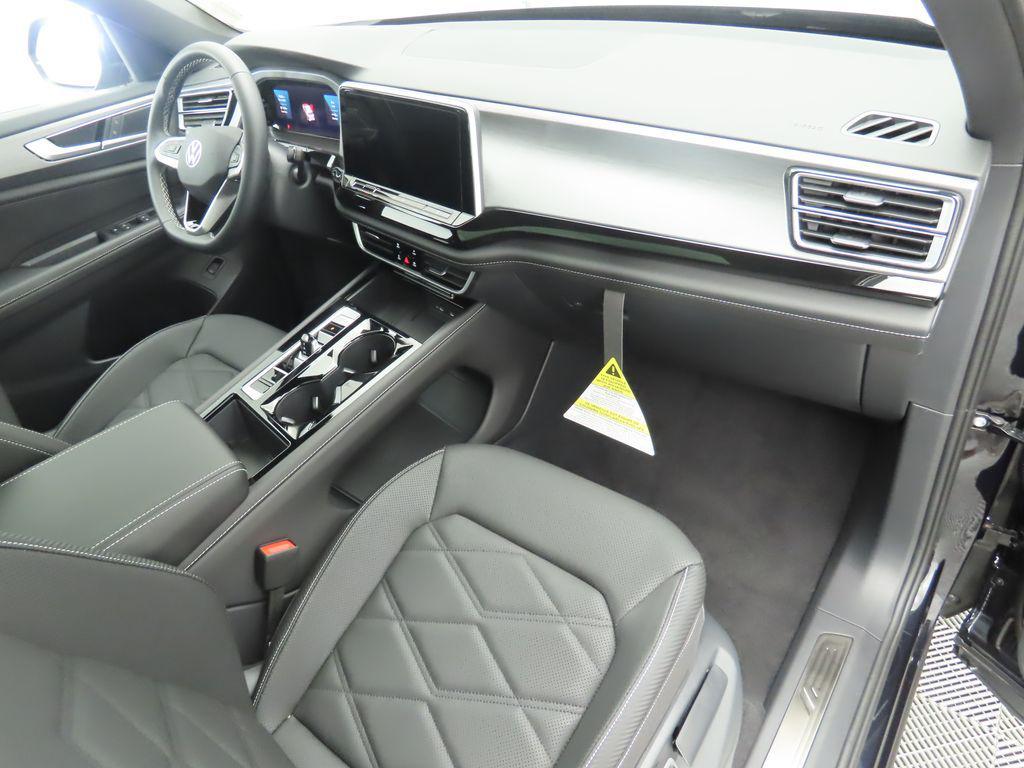 new 2026 Volkswagen Atlas Cross Sport car, priced at $46,560