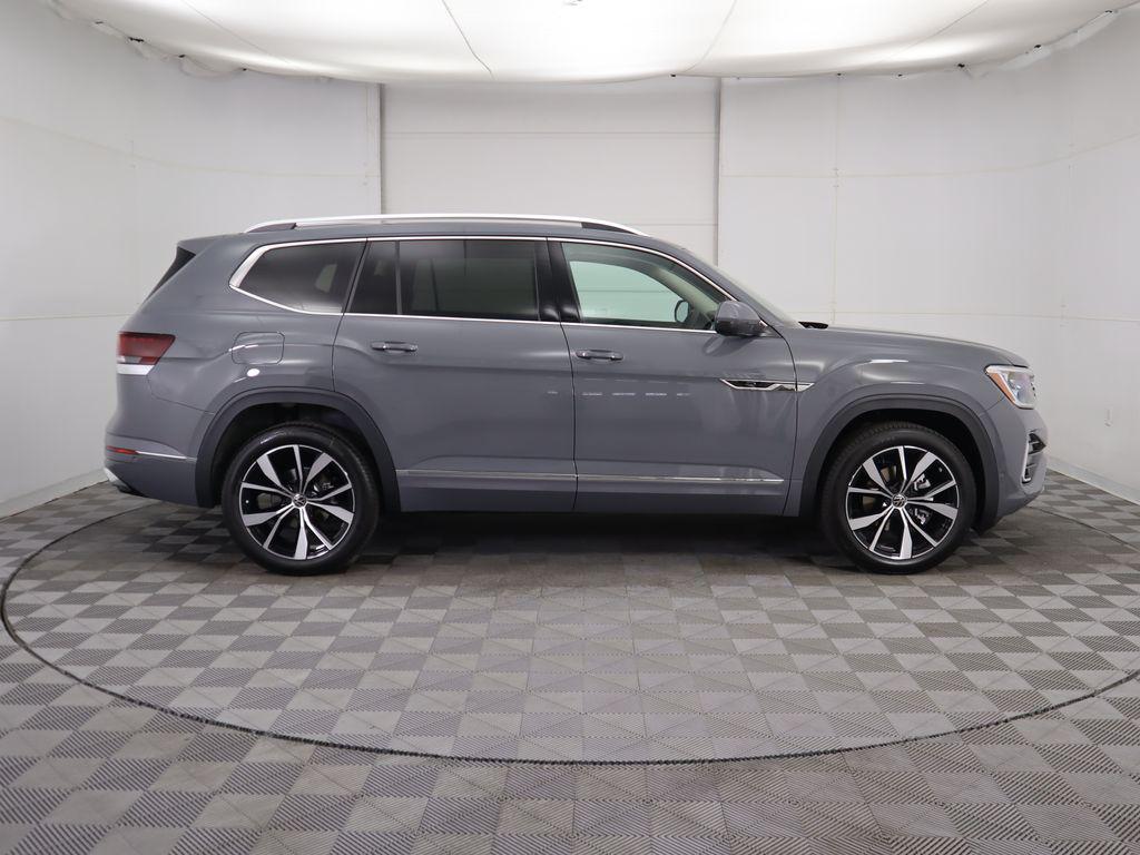 new 2026 Volkswagen Atlas car, priced at $57,604