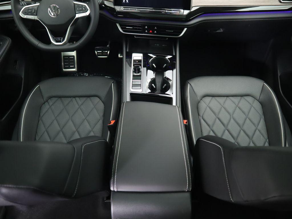 new 2026 Volkswagen Atlas car, priced at $57,604