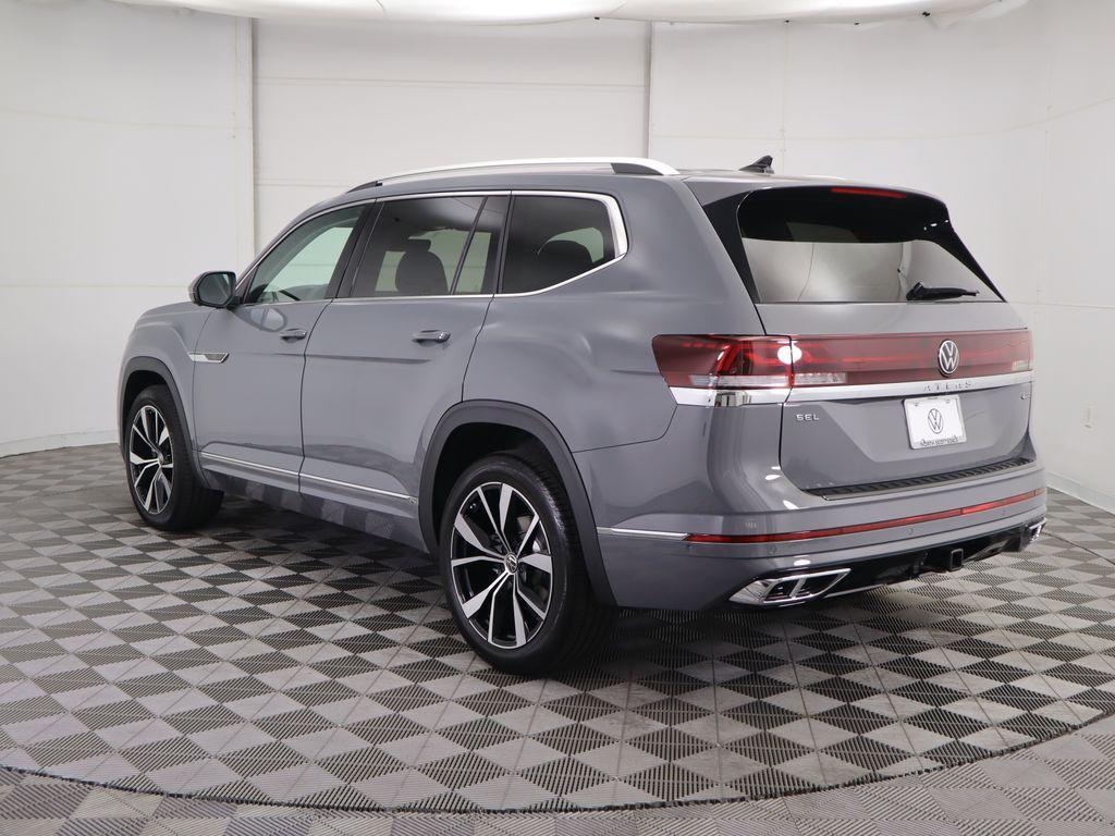 new 2026 Volkswagen Atlas car, priced at $57,604