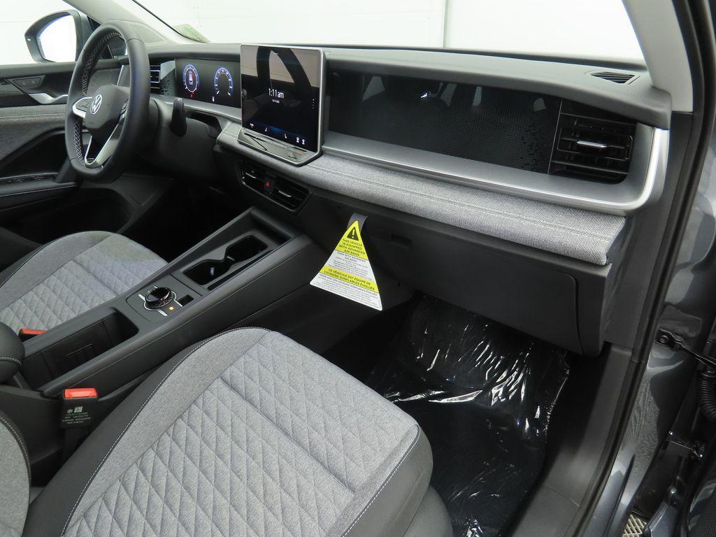 new 2025 Volkswagen Tiguan car, priced at $30,882