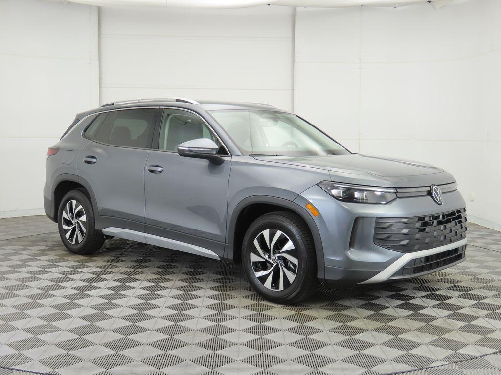 new 2025 Volkswagen Tiguan car, priced at $30,882