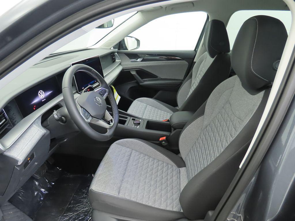 new 2025 Volkswagen Tiguan car, priced at $30,882