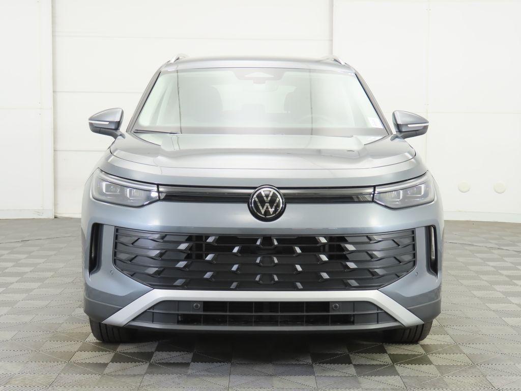 new 2025 Volkswagen Tiguan car, priced at $30,882