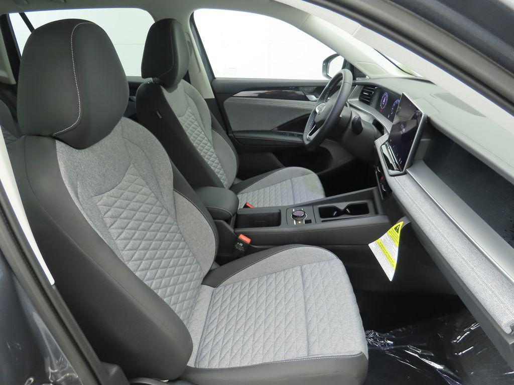 new 2025 Volkswagen Tiguan car, priced at $30,882