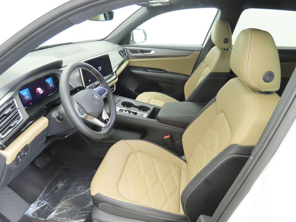 new 2026 Volkswagen Atlas Cross Sport car, priced at $39,631