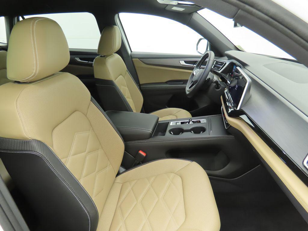 new 2026 Volkswagen Atlas Cross Sport car, priced at $39,631