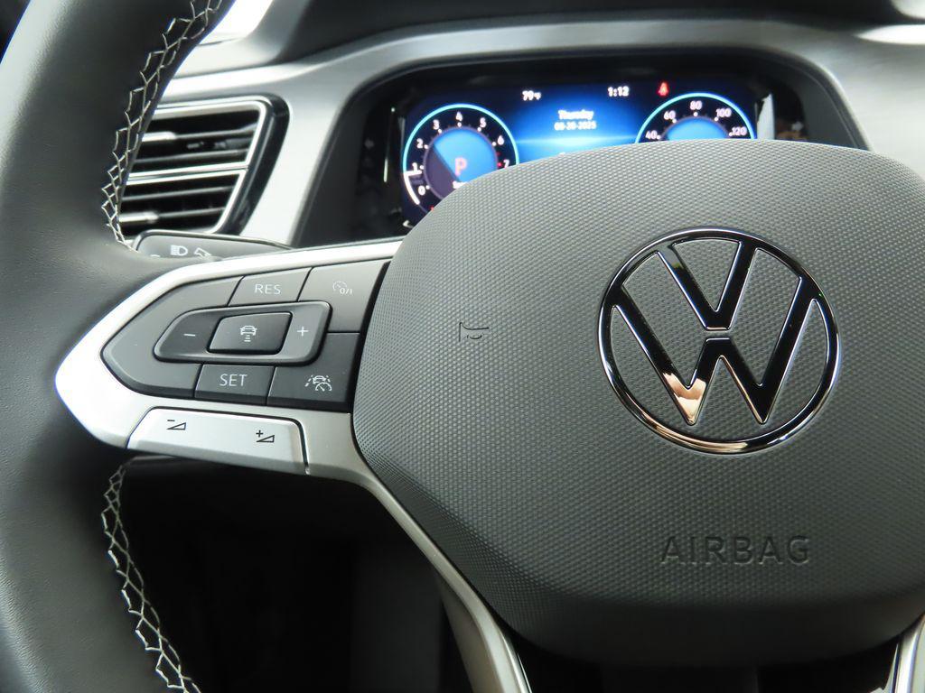 new 2026 Volkswagen Atlas Cross Sport car, priced at $39,631