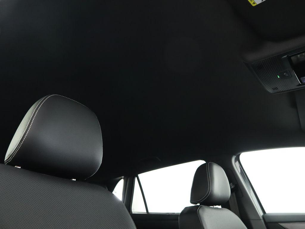 new 2026 Volkswagen Atlas Cross Sport car, priced at $44,617