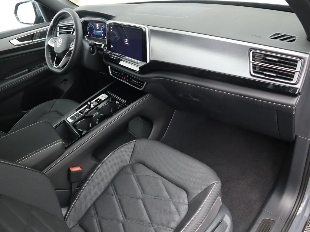 new 2026 Volkswagen Atlas Cross Sport car, priced at $44,617