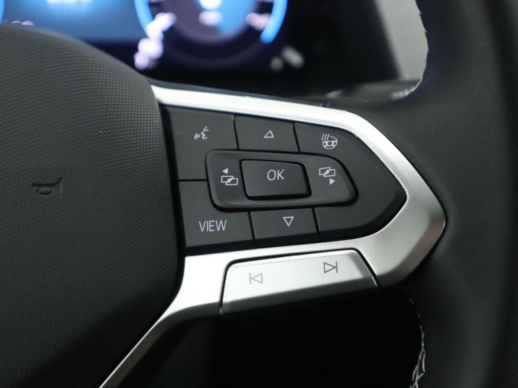 new 2026 Volkswagen Atlas Cross Sport car, priced at $44,617