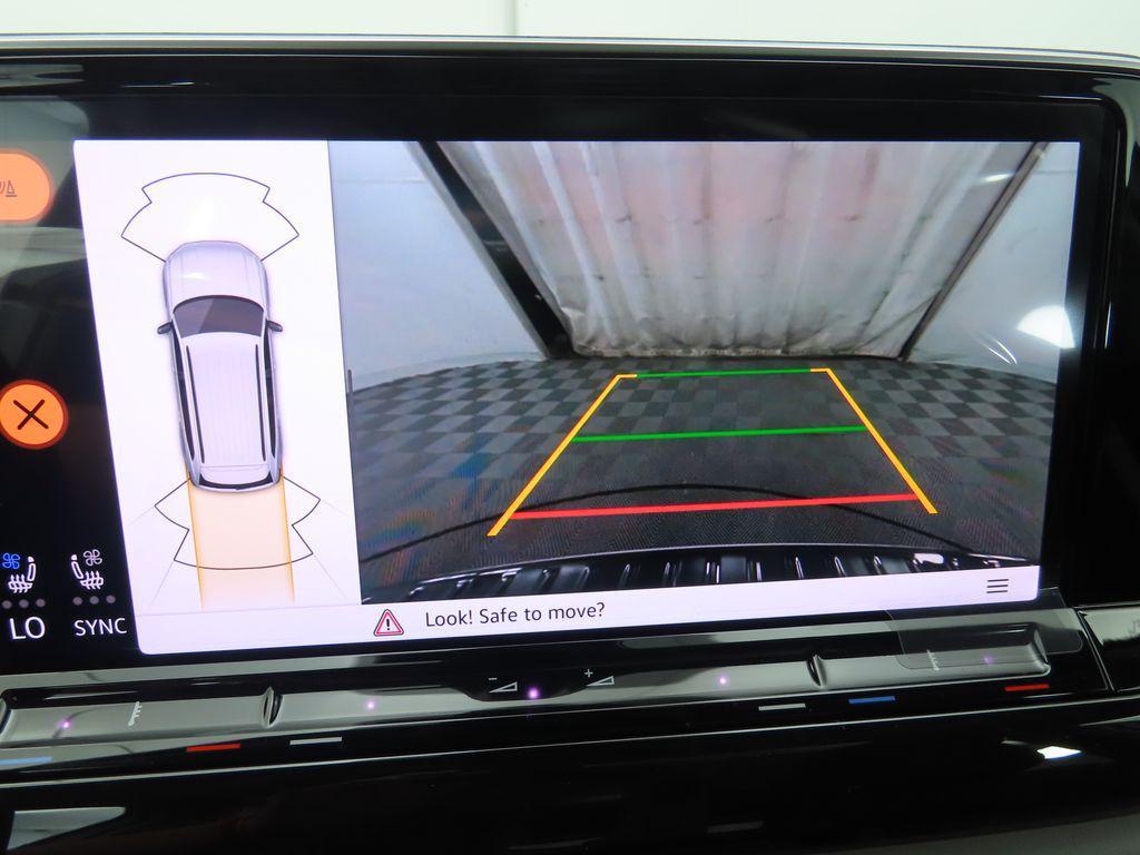 new 2026 Volkswagen Atlas car, priced at $51,308