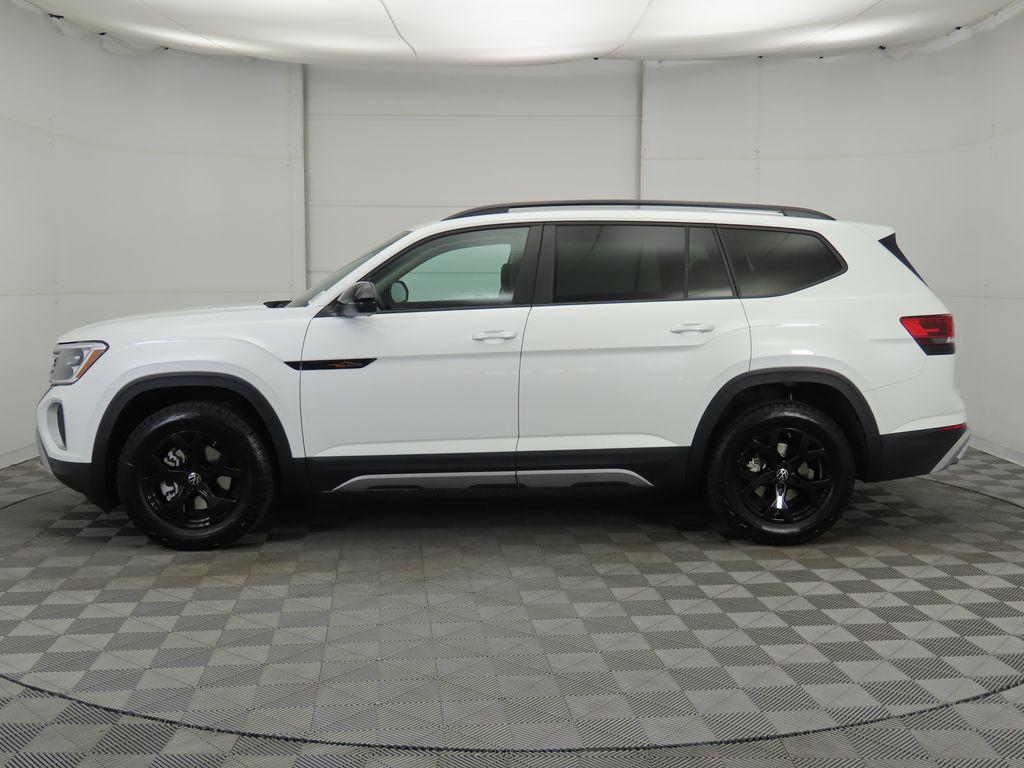 new 2026 Volkswagen Atlas car, priced at $51,308